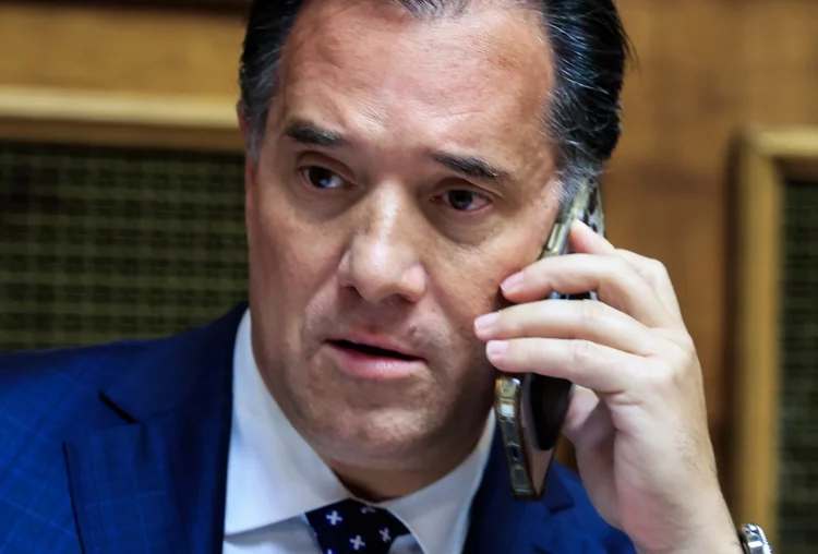 Ο αυτοθαυμασμός του Άδωνι για τα χάλια του ΕΣΥ