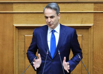 Μητσοτάκης σε Ανδρουλάκη: Επιδοτήσαμε το φθηνό ρεύμα στους αγρότες για μία 10ετία – Αν έχετε μαγική λύση μετακομίστε στα έδρανα του ΣΥΡΙΖΑ