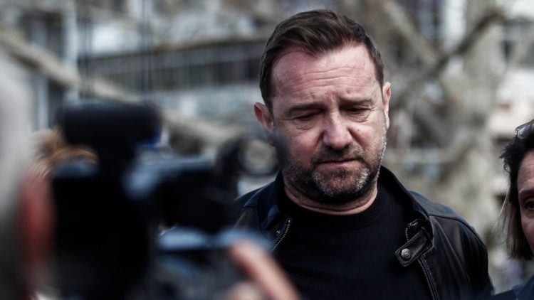 Πλακιάς: Τα αμείλικτα ερωτήματα στον πρωθυπουργό μετά τις αποκαλύψεις – «Μου δολοφόνησαν τρία παιδιά»