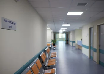 Δεύτερο κρούσμα HMPV στην Ελλάδα – Η σύζυγος του 71χρονου νοσηλεύεται σε απομόνωση