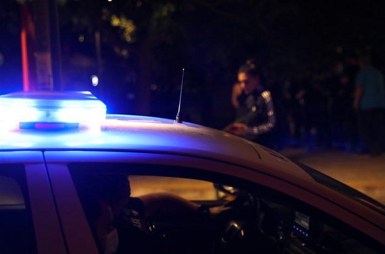 Βάρη: Ένοπλη ληστεία σε μονοκατοικία – Απείλησαν με μαχαίρι και όπλα ζευγάρι και απέσπασαν χρήματα και κοσμήματα