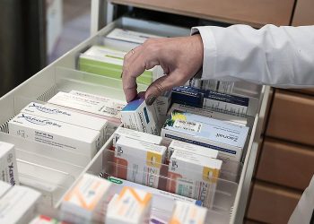 Παράνομες συνταγογραφήσεις: Ελεύθερα τα έξι μέλη του κυκλώματος – Αρνήθηκαν τις κατηγορίες