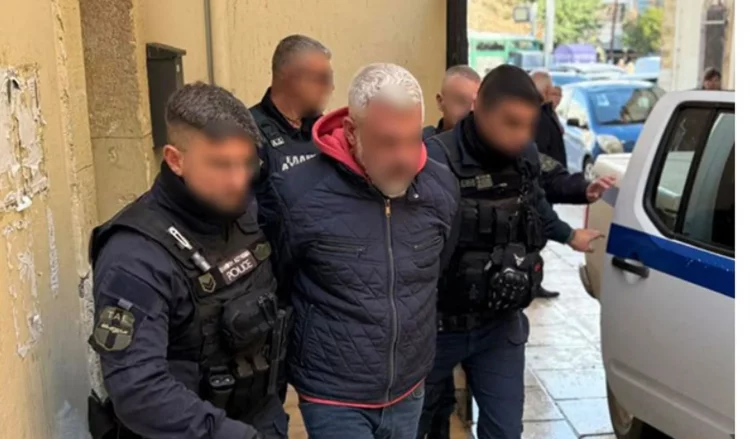 Χανιά: Μεταφέρθηκε στις φυλακές Κορυδαλλού ο 45χρονος – Ταξίδεψε σε ειδικό χώρο με το πλοίο της γραμμής