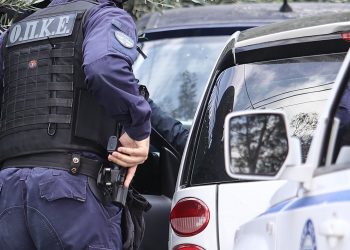 Θεσσαλονίκη: Κακουργηματική δίωξη στον 16χρονο που μαχαίρωσε τον αδελφό του