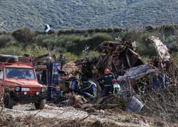 Τέμπη: Ταφόπλακα στα σενάρια της κυβέρνησης – «Βρέθηκε ξυλόλιο 170 φορές πάνω από τα όρια ρύπανσης περιοχών της Κίνας» (Video)