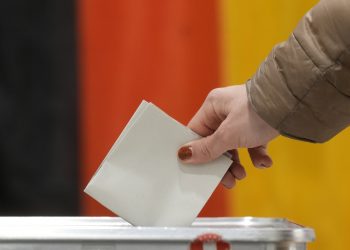 Γερμανία: Οι σημερινές εκλογές και οι ελπίδες των επενδυτών για ανάκαμψη της μεγαλύτερης οικονομίας της ΕΕ