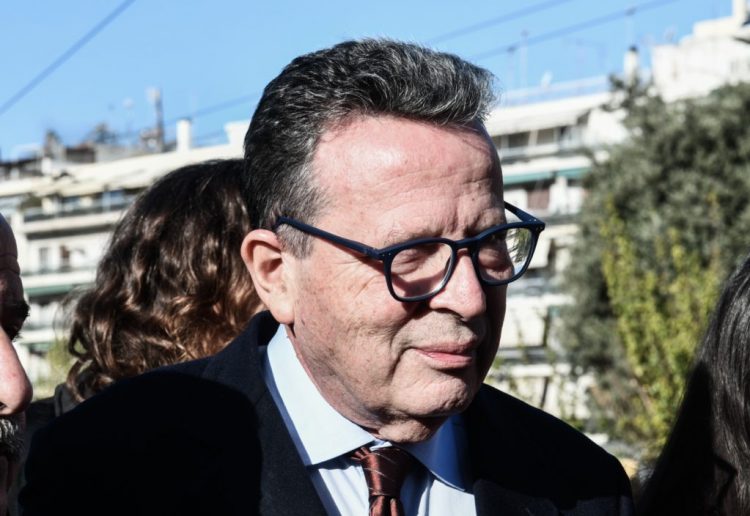 Κύρτσος για Τασούλα: Αρρωστημένη κατάσταση η ΝΔ, οι βουλευτές της «γράφουν» τον κόσμο