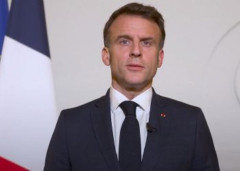 Συνάντηση κορυφής στο Παρίσι τη Δευτέρα – Υπό πίεση η Ευρώπη μετά την ομιλία Βανς