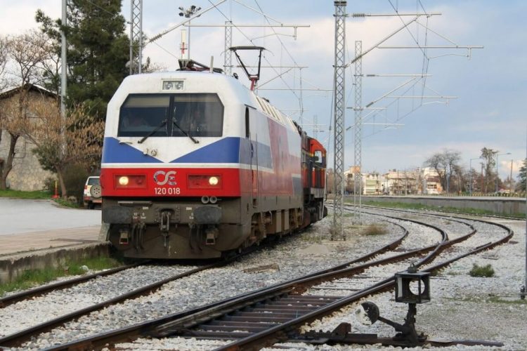 «Κεραυνοί» εργαζομένων ΤΡΑΙΝΟΣΕ κατά κυβέρνησης και Hellenic Train: «Δεν είμαστε εξιλαστήρια θύματα, ούτε πειραματόζωα»