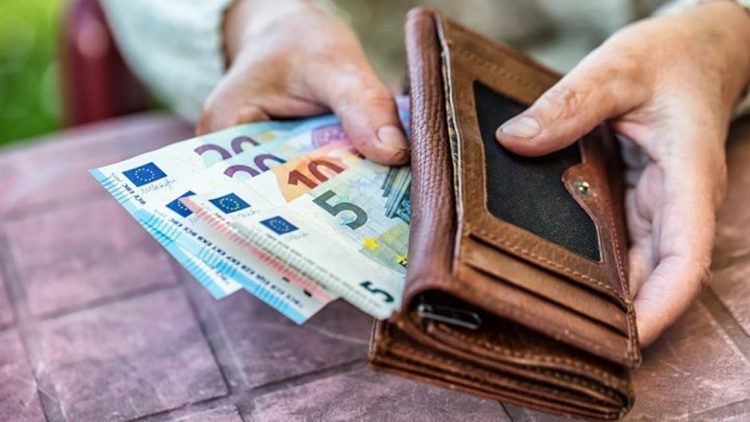 Αναδρομικά συνταξιούχων: Αναρμόδιο δηλώνει το Ανώτατο Ειδικό Δικαστήριο