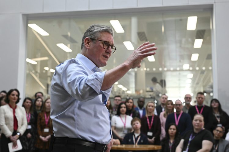 Προειδοποίηση Στάρμερ προς Πούτιν – Δεν μπορεί να «παίζει παιχνίδια» με την κατάπαυση πυρός στην Ουκρανία