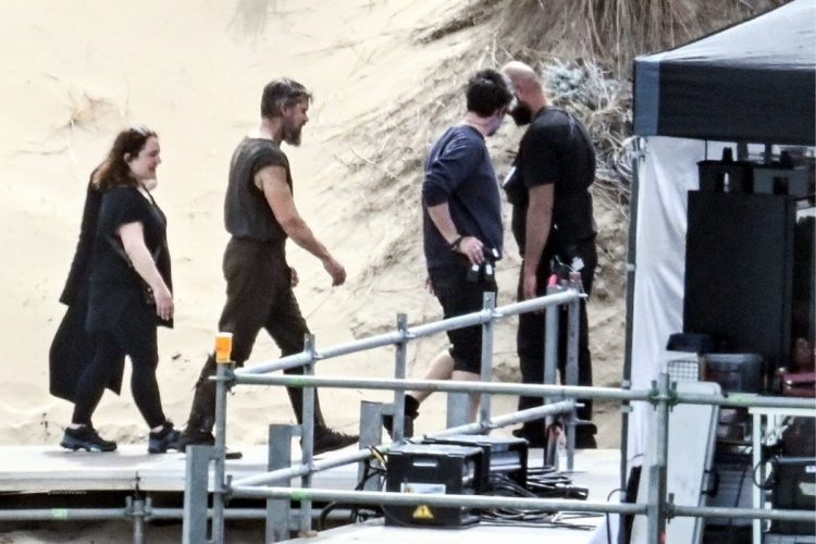 Νέες εικόνες από τα γυρίσματα της ταινίας «Οδύσσεια» στη Μεσσηνία – ΒΙΝΤΕΟ-ΦΩΤΟ