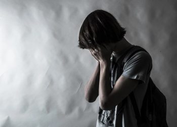 «Με ψυχική διαταραχή ένας στους τέσσερις εφήβους στην Ελλάδα»