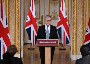 Πιέσεις στη Μόσχα για να αποδεχθεί την εκεχειρία συμφώνησε να ασκήσει η «συμμαχία των προθύμων»