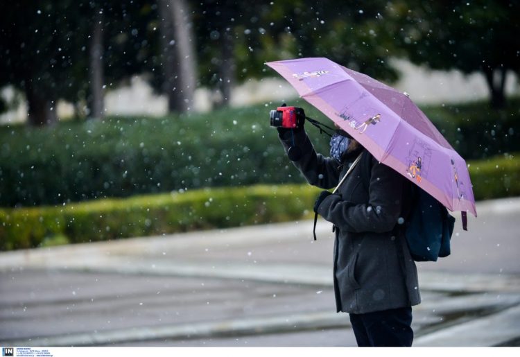 Καιρός: Κατακόρυφη πτώση της θερμοκρασίας το επόμενο 48ωρο