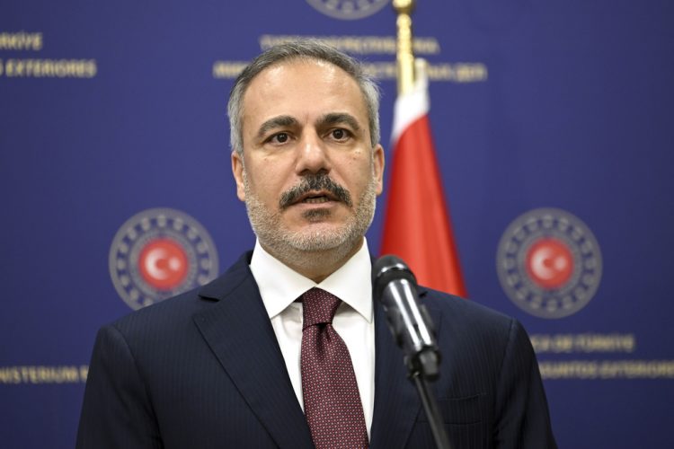 Φιντάν: Προϊδεάζει για παζάρι με ΕΕ και ανταλλάγματα – Σε νέα βάση οι σχέσεις με τις ΗΠΑ