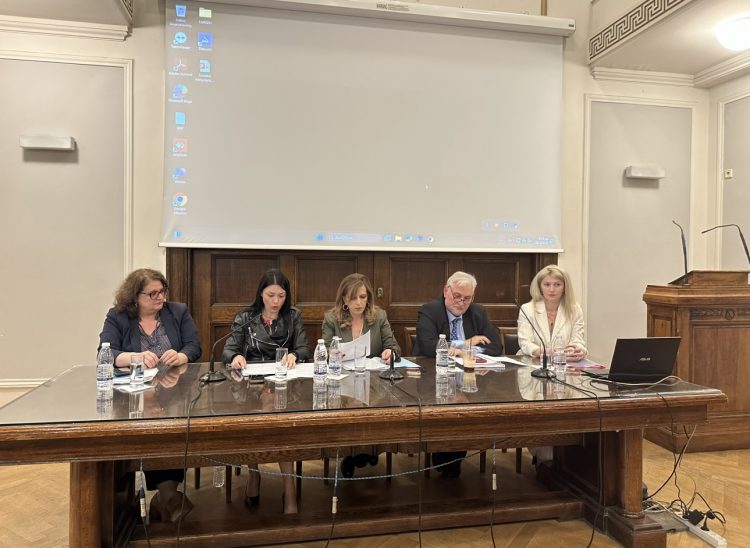 Χριστίνα Τσαγκλή: Με ίσες ευκαιρίες επιμόρφωσης, οι γυναίκες δικηγόροι θα σπάσουν τα κοινωνικά και πολιτισμικά εμπόδια και θα κατακτήσουν την ισότητα (photos)