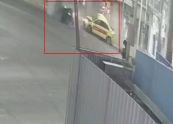 Τροχαίο δυστύχημα στη Θηβών: Νεκρός οδηγός ταξί, τρεις τραυματίες (ΒΙΝΤΕΟ)