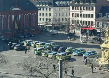 Γερμανία: Αυτοκίνητο έπεσε πάνω σε πλήθος στο Μανχάιμ