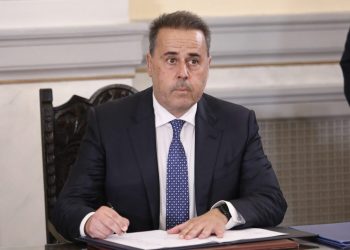 Σταύρος Παπασταύρου: Η επιστροφή με χαρτοφυλάκιο «υψηλής τάσης»