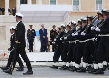«Γαβγίζουν» πάλι οι Τούρκοι για τα συνθήματα της ΣΜΥΝ – Περίμεναν μήπως υποκλίσεις α λα Γεραπετρίτη;
