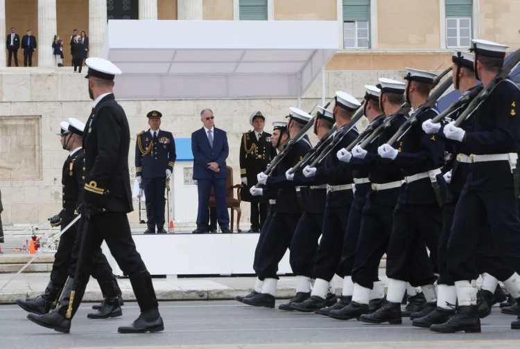 «Γαβγίζουν» πάλι οι Τούρκοι για τα συνθήματα της ΣΜΥΝ – Περίμεναν μήπως υποκλίσεις α λα Γεραπετρίτη;