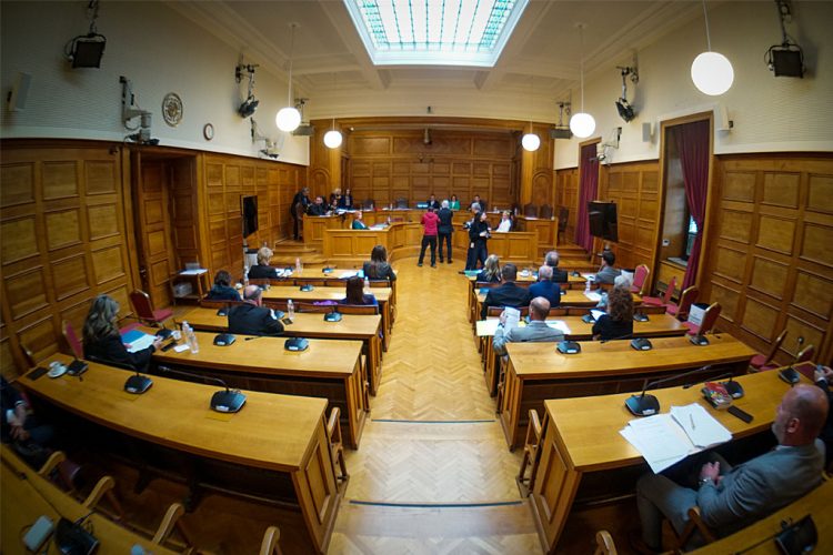 Προανακριτική: Ντόμινο αποχωρήσεων μετά την άρνηση της ΝΔ να κληθούν κομβικοί μάρτυρες