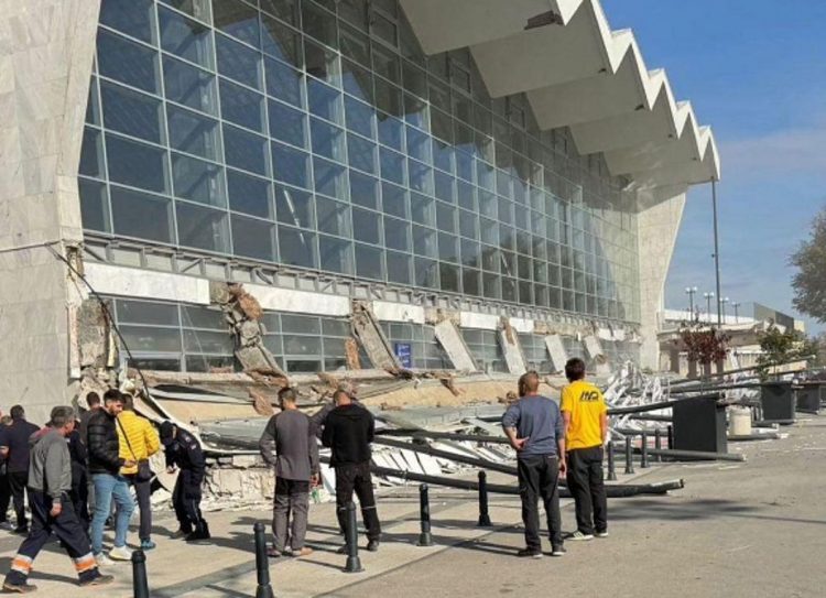 Σερβία: Στους 16 οι νεκροί από το δυστύχημα στο Νόβι Σαντ – Ένας έφηβος υπέκυψε στα τραύματά του