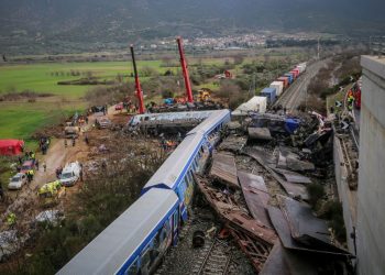 Τέμπη: «Αρχιψεύταρος ο Μητσοτάκης – Ο Καραμανλής τους ξεγέλασε» – Ξεσπά πατέρας θύματος
