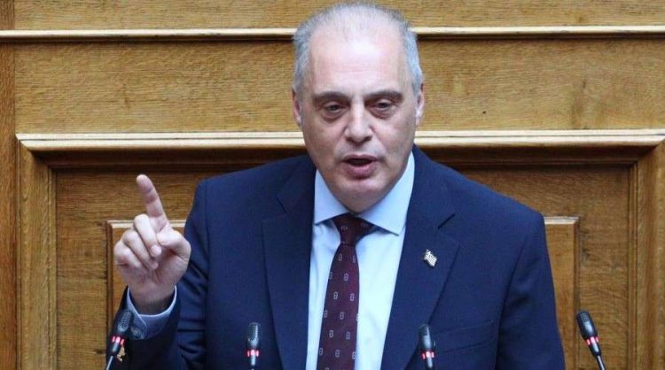 K.Βελόπουλος για ανασχηματισμό: «Πρωθυπουργός υπό ομηρία, κυβέρνηση “Δελφινάριο”»