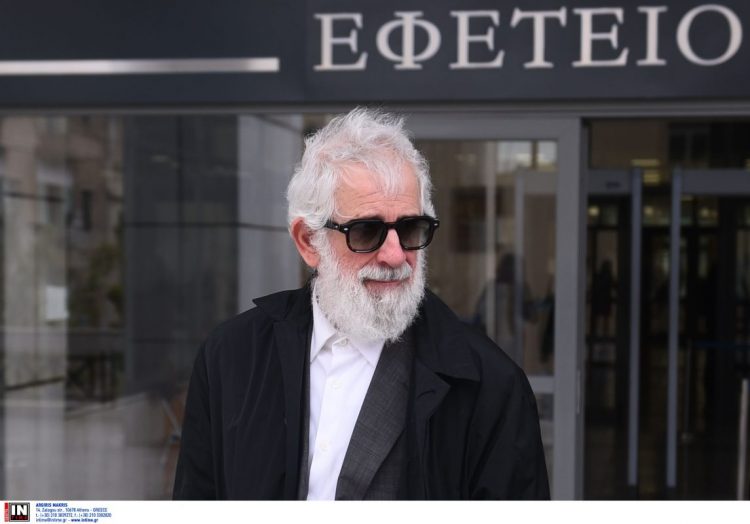 Δίκη Φιλιππίδη: «Φταίει ο Θεός που έριξε απλόχερα όλο το ταλέντο πάνω του»