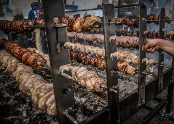 Πάσχα υπό την απειλή «πράσινου» μπλακ άουτ