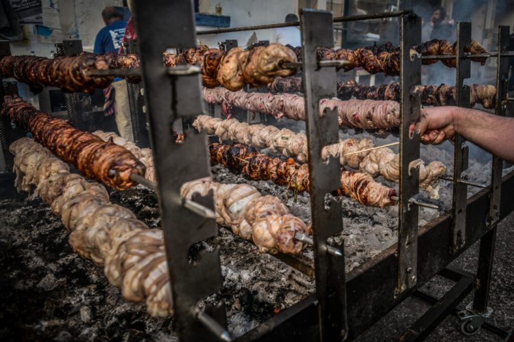 Πάσχα υπό την απειλή «πράσινου» μπλακ άουτ