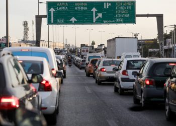 Κηφισός: Ουρές χιλιομέτρων λόγω τροχαίου – Στο «κόκκινο» το κέντρο της Αθήνας