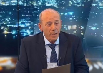 Στη Δικαιοσύνη προσφεύγει ο Κοκοτσάκης κατά όσων αμφισβητούν την ιδιότητά του ως πραγματογνώμονα