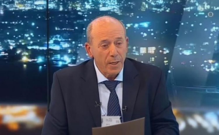 Στη Δικαιοσύνη προσφεύγει ο Κοκοτσάκης κατά όσων αμφισβητούν την ιδιότητά του ως πραγματογνώμονα