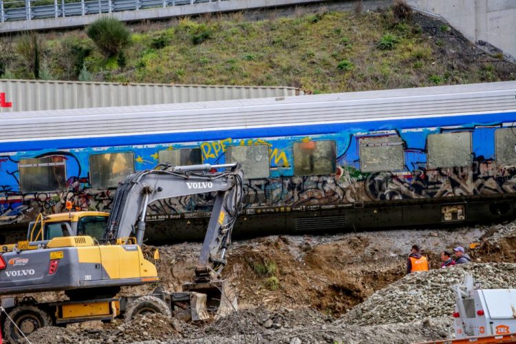 Κόλαφος για το Γενικό Χημείο του Κράτους: «Οι αναλύσεις τους δεν στέκουν» λέει κορυφαίος χημικός για τα Τέμπη