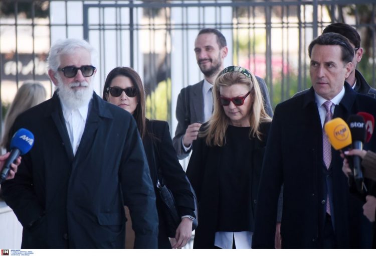 Δίκη Φιλιππίδη: «Ο Πέτρος δεν έχει σκοτεινή όψη…» – Η κατάθεση της συζύγου του