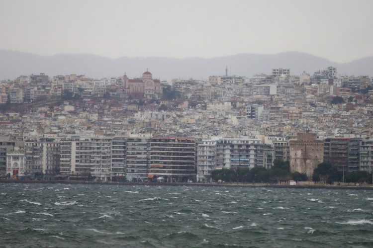 Θεσσαλονίκη: Πού οφείλεται η έντονη δυσοσμία στο κέντρο της πόλης