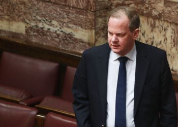 Δικογραφία για τα Τέμπη: Αθώος δηλώνει ο Καραμανλής και τίθεται στη διάθεση των αρχών