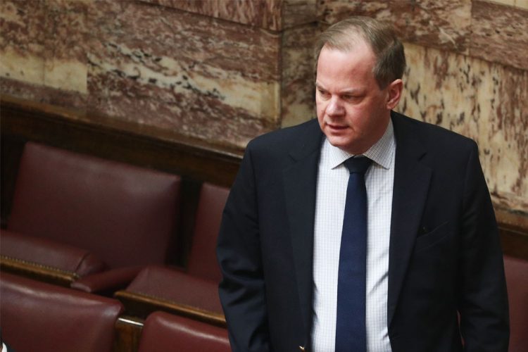 Δικογραφία για τα Τέμπη: Αθώος δηλώνει ο Καραμανλής και τίθεται στη διάθεση των αρχών