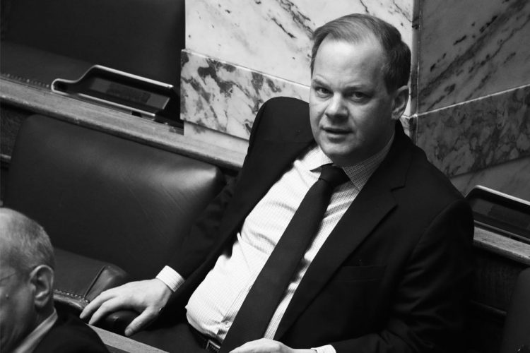 Τέμπη: Το έγγραφο που «καίει» τον Καραμανλή – «Μη ασφαλής η σιδηροδρομική υποδομή»