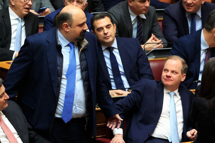 Μήνυμα Mαξίμου στον Κώστα Αχ. Καραμανλή για το «μοντέλο Τριαντόπουλου»