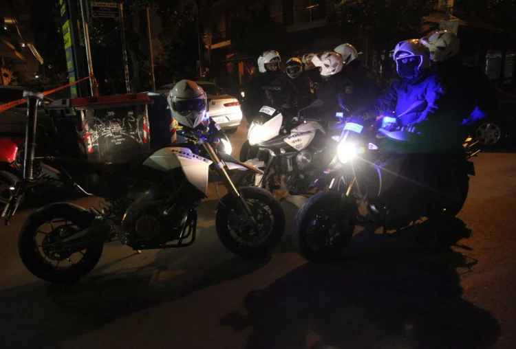 Κινηματογραφική καταδίωξη μεθυσμένου Τούρκου χωρίς δίπλωμα στο κέντρο της Αθήνας