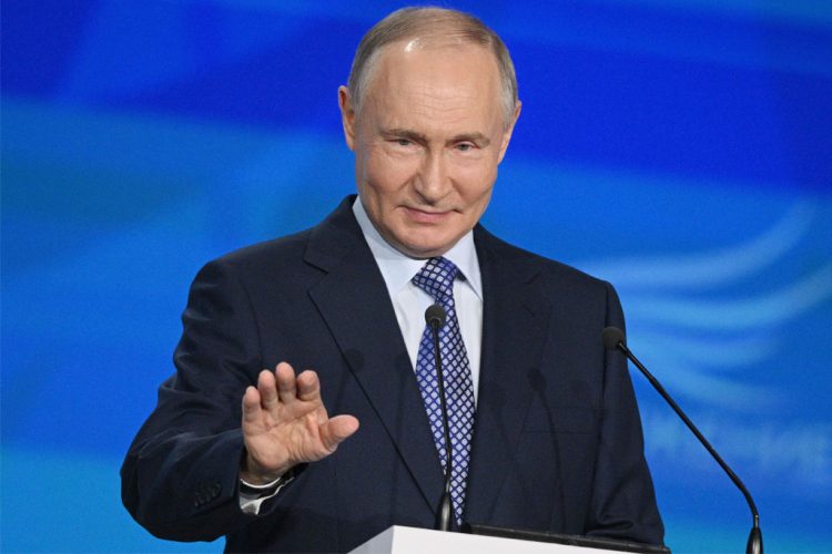 Εκεχειρία τριών ημερών στην Ουκρανία ανακοίνωσε ο Πούτιν