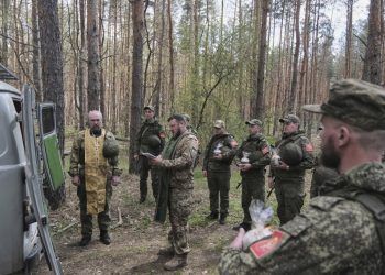 Ουκρανία – Ρωσία αλληλοκατηγορούνται για παραβίαση της κατάπαυσης πυρός για το Πάσχα