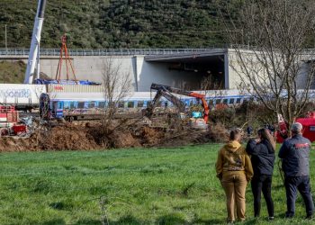 Τέμπη: Τα οστά μπορούν να «μιλήσουν», αλλά ο ανακριτής κλείνει τα αυτιά – Συγγενείς αιτήθηκαν που δεν διενεργήθηκαν 7