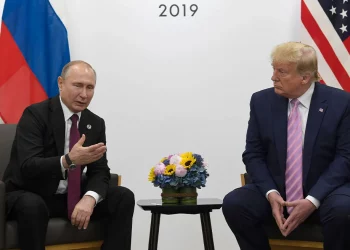 Bloomberg: Το σχέδιο των ΗΠΑ για κατάπαυση πυρός στην Ουκρανία – Παραμονή των Ρώσων στα κατεχόμενα εδάφη και χαλάρωση των κυρώσεων