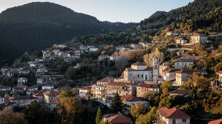 ΣτΕ για τις απαγορεύσεις δόμησης σε χιλιάδες οικισμούς: Αν θέλετε επεκτάσεις οικισμών, πολεοδομήστε τους