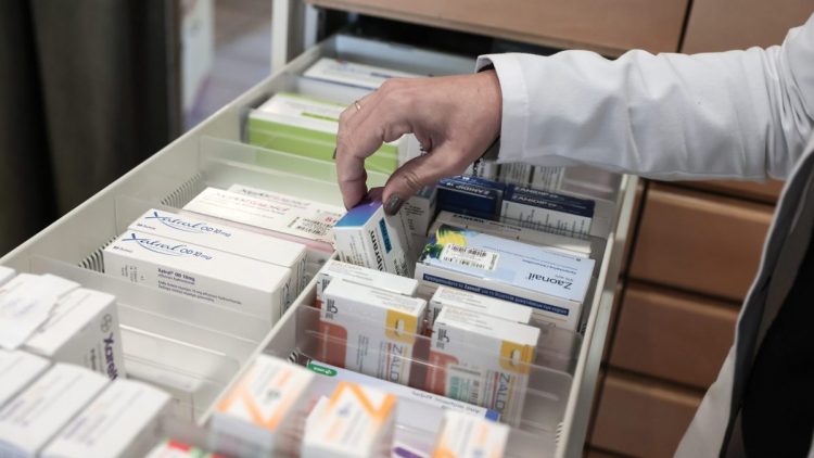 Παράνομες συνταγογραφήσεις στον ΕΟΠΥΥ: Οι αποκαλυπτικοί διάλογοι του κυκλώματος